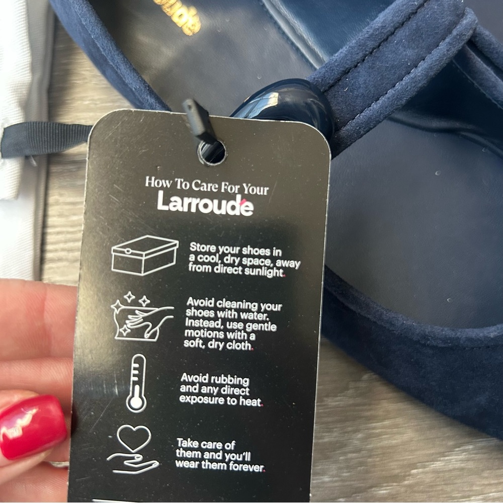 Larroudé Verona Ballet Flat In Navy Suede Size 6 NEW - Picture 6 of 6